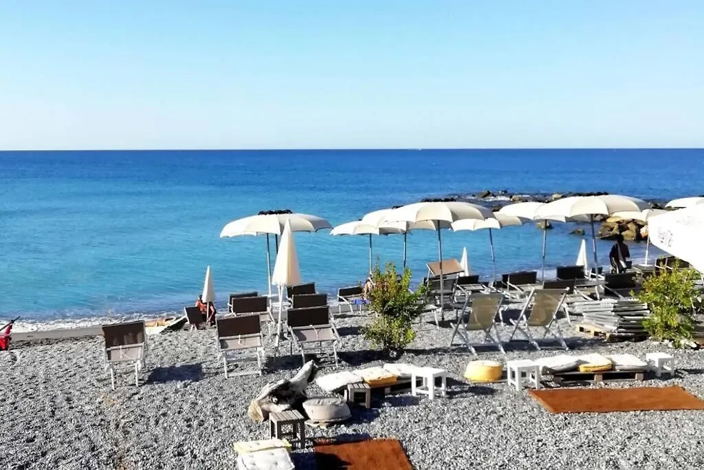 Il Piccolo Loft Apartment Ventimiglia