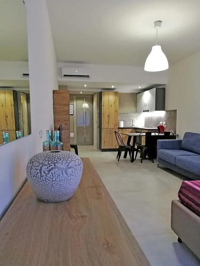 Il Piccolo Loft Apartment Ventimiglia Italy